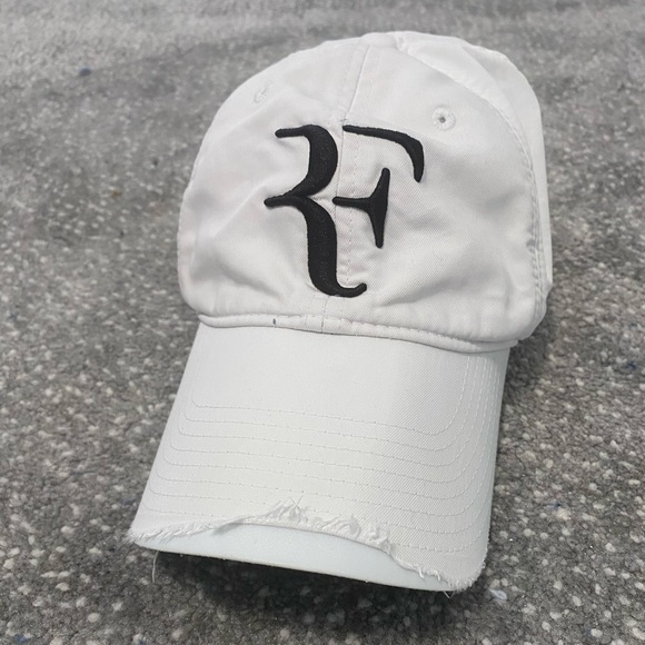 federer hat